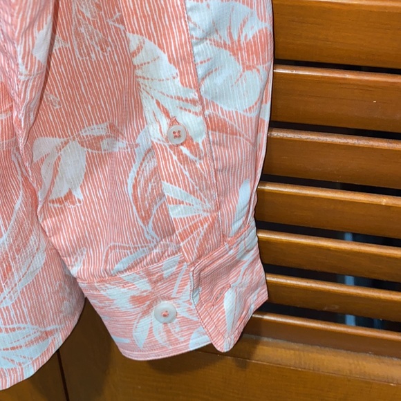 Coolibar tropical button down UPF50+ - Picture 10 of 13